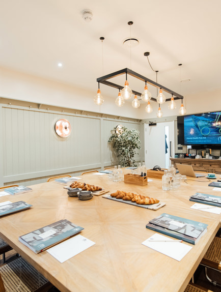 Meet At Hermitage Rd 85